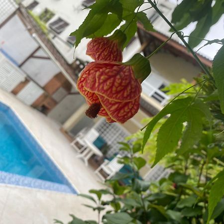 Pousada Do Tio Cido Гуаружа Екстер'єр фото